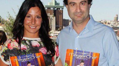Vicky, ganadora de 'MasterChef 2' presenta su libro de recetas arropada por Pepe Rodríguez