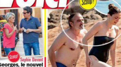 Julie Gayet cambia a François Hollande por un abogado parisino para pasar unas vacaciones en Córcega