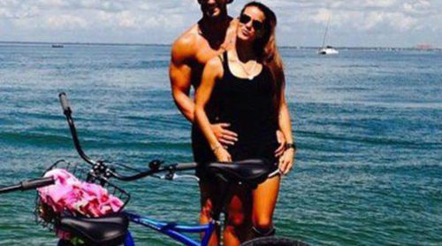 Aitor Ocio se va de vacaciones a Florida con su hija Naia y su novia Covi Riva
