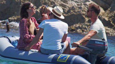 Liv Tyler disfruta de unas vacaciones en Formentera con su novio, su hijo y la madre de Kate Moss