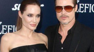 Brad Pitt vuelve a lucir su anillo de casado tras su boda con Angelina Jolie