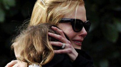 Nicole Kidman, rota de dolor en el funeral de su padre, Anthony Kidman