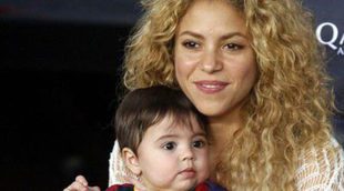 Milan Piqué aprende a leer ayudado por Shakira