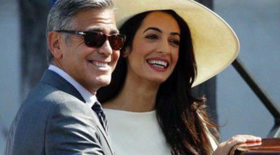 Así fue el vestido de novia con el que Amal Alamuddin dio el 'sí quiero' a George Clooney