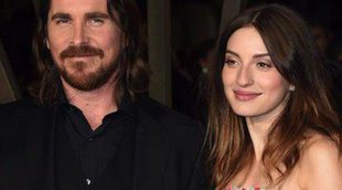 María Valverde se rodea de Christian Bale y Ridley Scott en el estreno de 'Exodus' en Londres