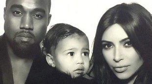 Kim Kardashian lleva a su hija North West a conocer a Papá Noel