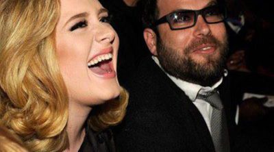 Adele rompe su silencio y niega la separación de su marido: "Simon y yo todavía estamos juntos"