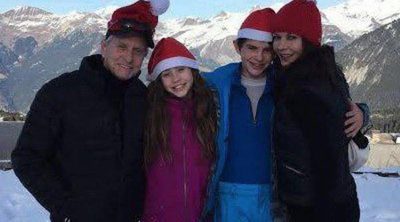 Michael Douglas, Catherine Zeta-Jones y sus hijos celebran la Navidad 2014 esquiando en los Alpes franceses