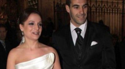 La emocionante boda del futbolista Álvaro Negredo y Clara García Tapía en Sevilla
