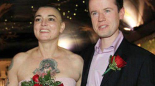 Sinead O'Connor se divorcia de Barry Herridge 16 días después de celebrar su boda