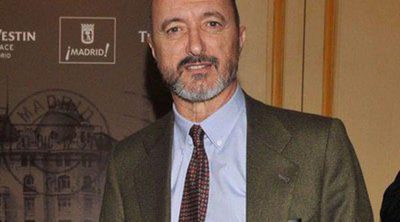Arturo Pérez-Reverte elogia a Aitor Luna y critica el montaje de la serie 'Alatriste'
