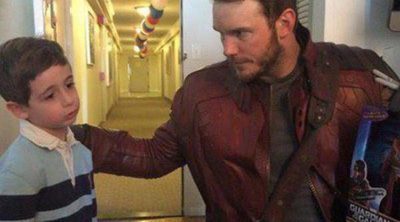 Chris Pratt cumple su apuesta de la Super Bowl y visita un hospital infantil vestido del Star-Lord de 'Guardianes de la Galaxia'