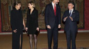 Carlos Vives pone a bailar a los Reyes Felipe y Letizia en la cena de gala en su honor organizada por el presidente de Colombia