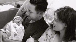 Coco Rocha y James Conran dan la bienvenida a su primera hija, Ioni Conran