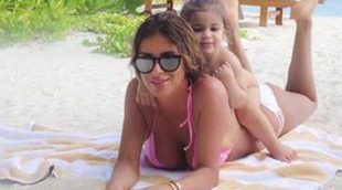 Daniella Semaan y su pequeña Lia disfrutan de un divertido día de playa en plena Semana Santa