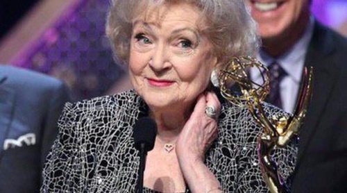 Los Daytime Emmys 2015 rinden homenaje a Betty White por su larga trayectoria interpretativa