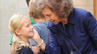 La Reina Sofía se mete en problemas por su foto con los Duques de Palma en la Comunión de Irene Urdangarín