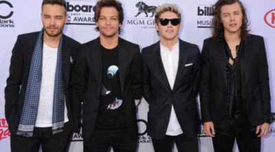 One Direction dedica su primer galardón como cuarteto a su "hermano" Zayn Malik