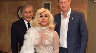 El Príncipe Harry, fascinado por Lady Gaga y Tony Bennett en un concierto benéfico