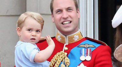 El Príncipe Jorge de Cambridge, el centro de todas las miradas en el Trooping the Colour 2015