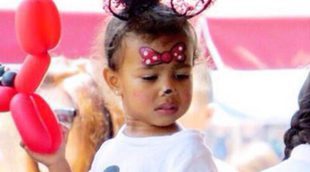 Kim Kardashian y Kanye West celebran el segundo cumpleaños de North West en Disneyland
