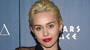 Miley Cyrus y Stella Maxwell, pilladas juntas en Nueva York