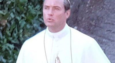 Jude Law se convierte en el ficticio Papa Pío XIII durante el rodaje de la miniserie 'The Young Pope'
