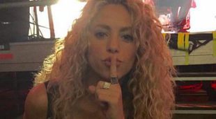 Shakira vuelve a los escenarios como la invitada sorpresa del concierto de Maná en Barcelona