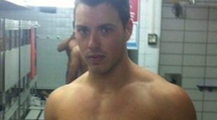 Salen a la luz unas fotos de Carlos de 'Gran Hermano 16' luciendo cuerpazo y torso desnudo