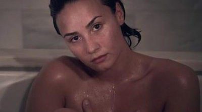 Demi Lovato posa desnuda mostrando lo orgullosísima que está de su cuerpo