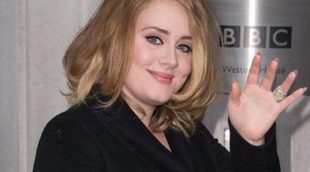 Adele estrena 'Hello', el primer tema de su disco de reconciliación