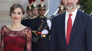 Los Reyes Felipe y Letizia, fieles a James Bond: así es su última escapada cinéfila