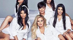 El clan Kardashian-Jenner al completo recrea un antiguo vídeo de Kris Jenner por su 60 cumpleaños