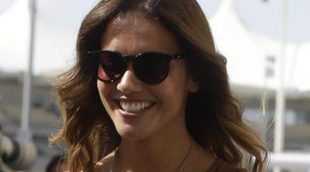 Lara Álvarez y el Rey Juan Carlos, los mejores apoyos para Fernando Alonso en el GP Abu Dabi 2015