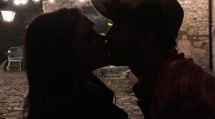 El beso navideño de David y Victoria Beckham y sus familiares vacaciones narradas en las redes sociales