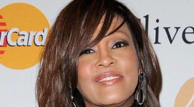 La afluencia de fans en la tumba de Whitney Houston obliga a cerrar temporalmente el cementerio