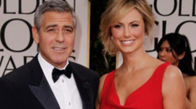 Brad Pitt, George Clooney, Jennifer Aniston y sus diferentes parejas sobre la alfombra roja de los Oscar