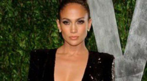 Jennifer Lopez presenta en sociedad a su novio Casper Smart en la fiesta Vanity Fair tras los Oscar 2012