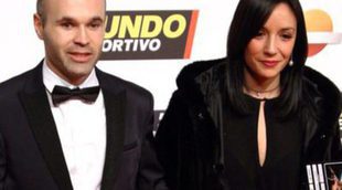 Andrés Iniesta y Anna Ortiz, Gisela y su novio, estrellas de la gala Mundo Deportivo 2016