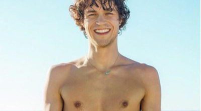 Miles McMillan desnudo: el novio de Zachary Quinto lo enseña todo en la playa