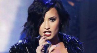 Demi Lovato imita a la cantante Cher mostrando su nueva faceta camaleónica en su voz