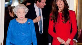Kate Middleton habla de su buena sintonía con la Reina Isabel II y de la salsa que le preparó durante unas Navidades