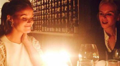 Reese Witherspoon presume de su amistad con Sofia Vergara y Sarah Michelle Gellar en su 40 cumpleaños