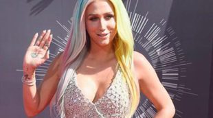 Kesha vuelve a la carga contra Sony: 