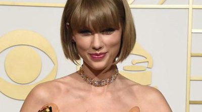 Taylor Swift estrena el videoclip de 'New Romantics' con una bonita dedicatoria para sus fans
