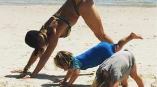 Elsa Pataky inculca su pasión por el yoga a sus mellizos Tristán y Sasha