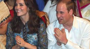El Príncipe Guillermo y Kate Middleton se divierten bailando música hindú
