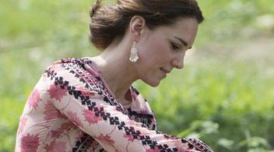 La tierna despedida del Príncipe Guillermo y Kate Middleton de La India: le dieron el biberón a elefantes y rinocerontes
