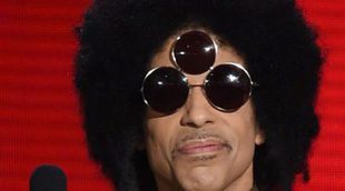 Prince, obligado a aterrizar de emergencia durante un vuelo privado por sentirse indispuesto
