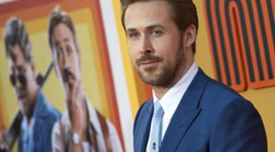 Ryan Gosling reaparece tras ser padre de su segunda hija con Eva Mendes en un estreno con Russell Crowe y Matt Bomer